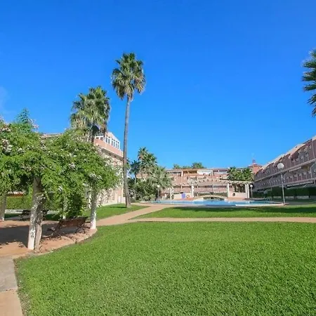 Planta Baja Con Piscina A Tres Min De La Playa *