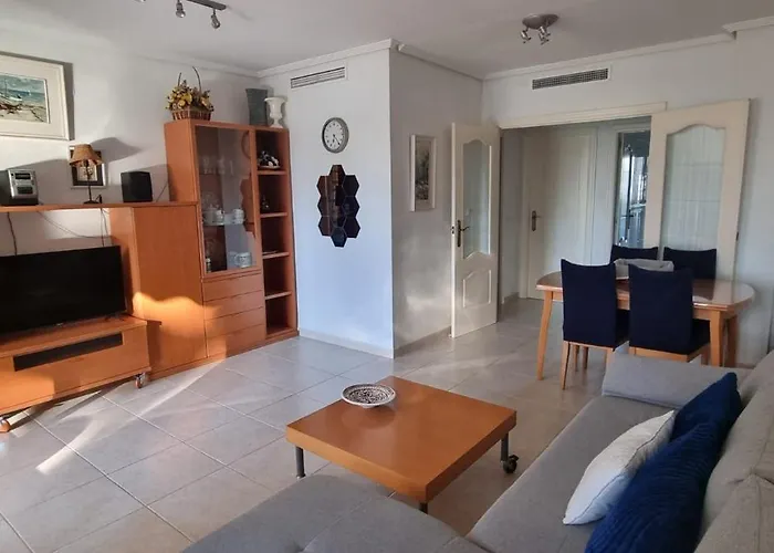 Planta Baja Con Piscina A Tres Min De La Playa *