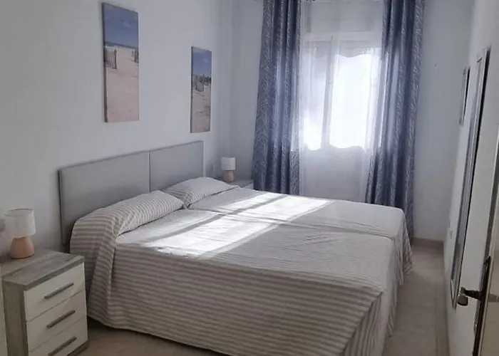 Planta Baja Con Piscina A Tres Min De La Playa